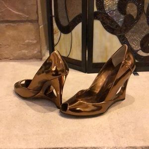 Bronze wedges, never worn!